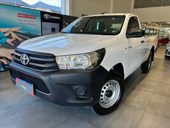 TOYOTA HILUX 2.8 D-4D TURBO DIESEL CS 4X4 AUTOMÁTICO